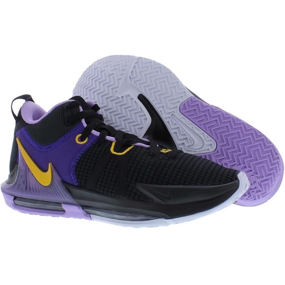 Nike Labron James basketball sneakers - Picture 1 of 5